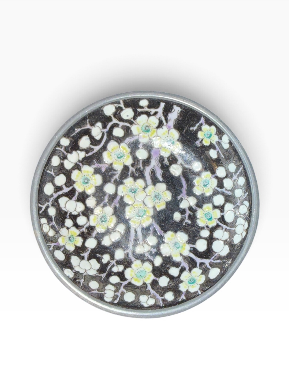 Floral Enamel Wall Plate in Black and White